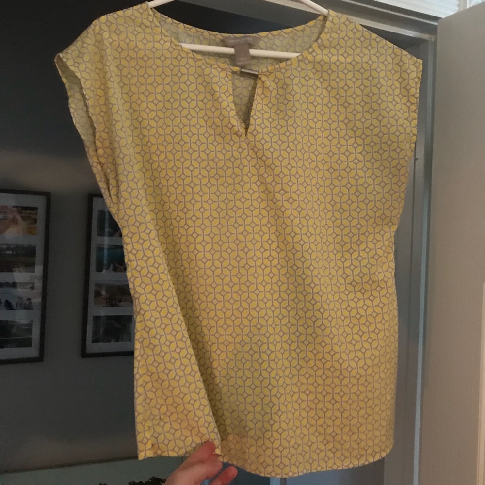 Banana Republic Blouse 💛